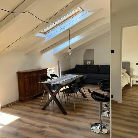 La Mansardina Apartment